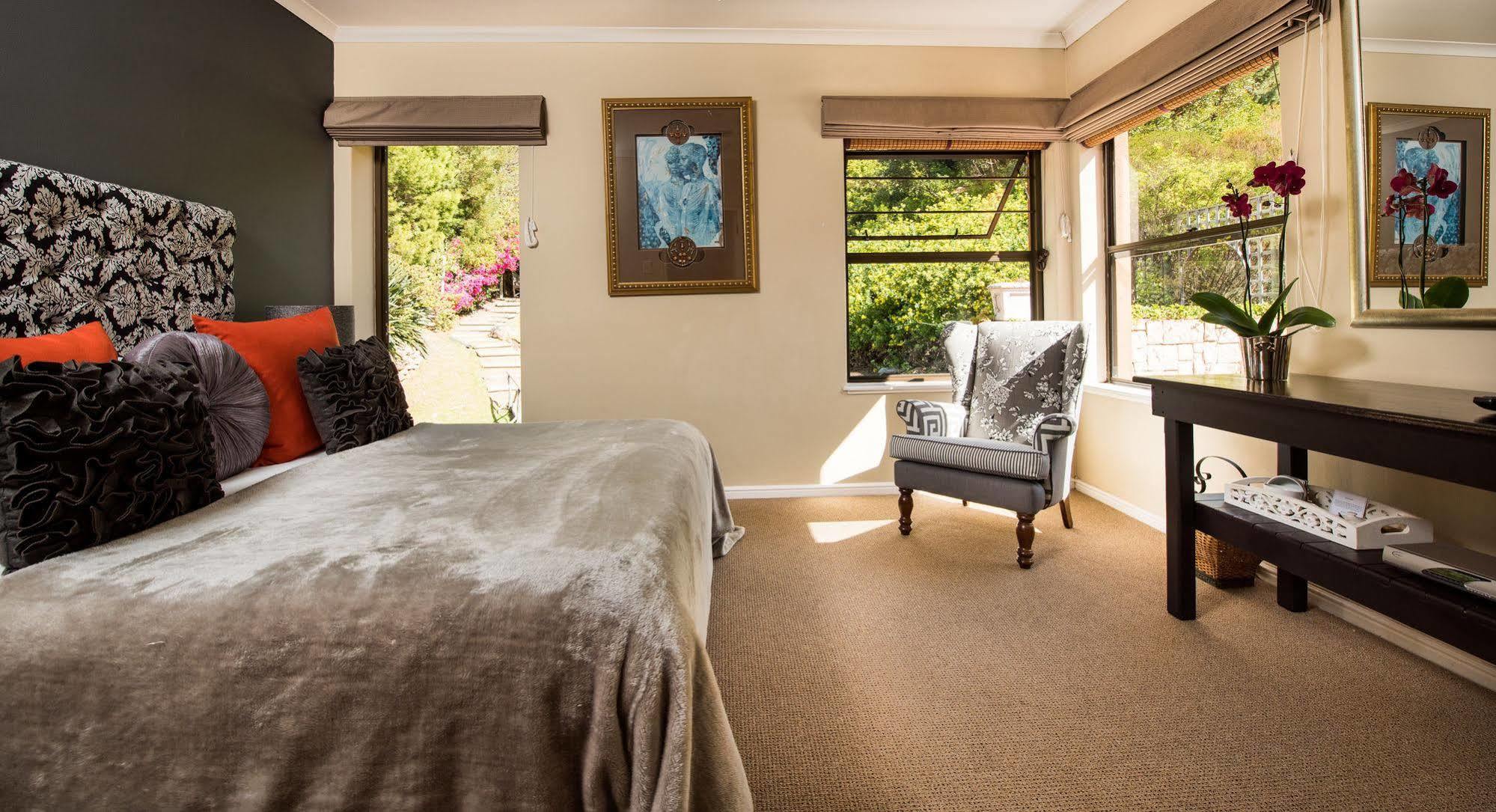 Whale View Manor & Spa Simonʼs Town Exterior foto